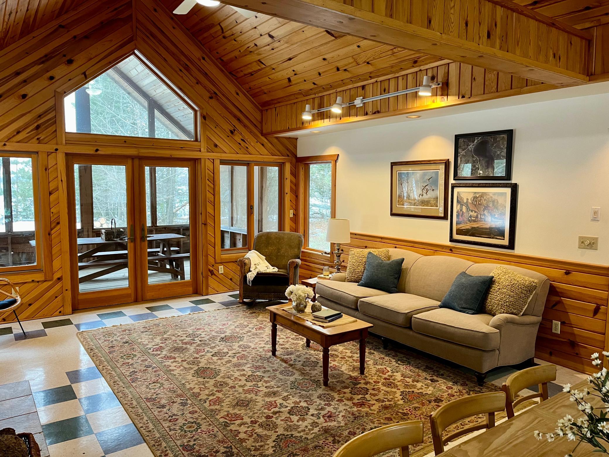 Vaulted ceilings and expansive windows