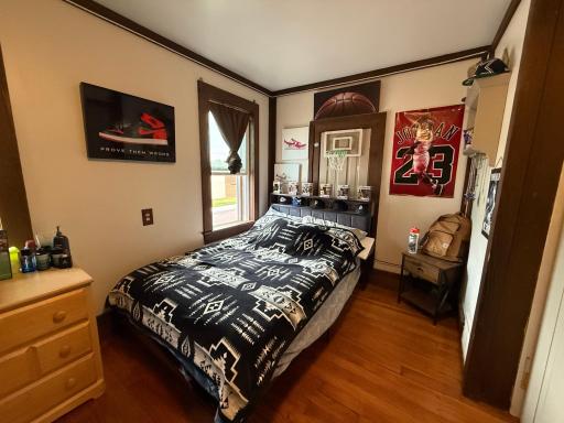 321 E 2nd Street, Redwood Falls, MN 56283