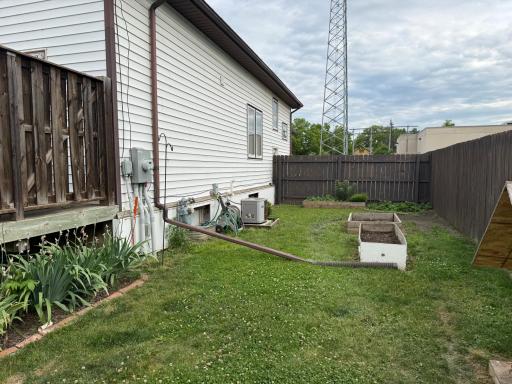 321 E 2nd Street, Redwood Falls, MN 56283