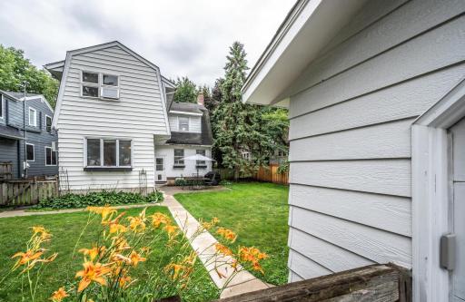 1857 Princeton Avenue, Saint Paul, MN 55105