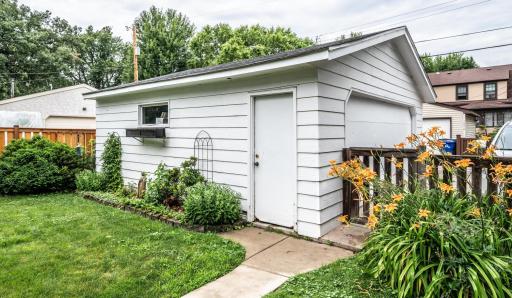 1857 Princeton Avenue, Saint Paul, MN 55105