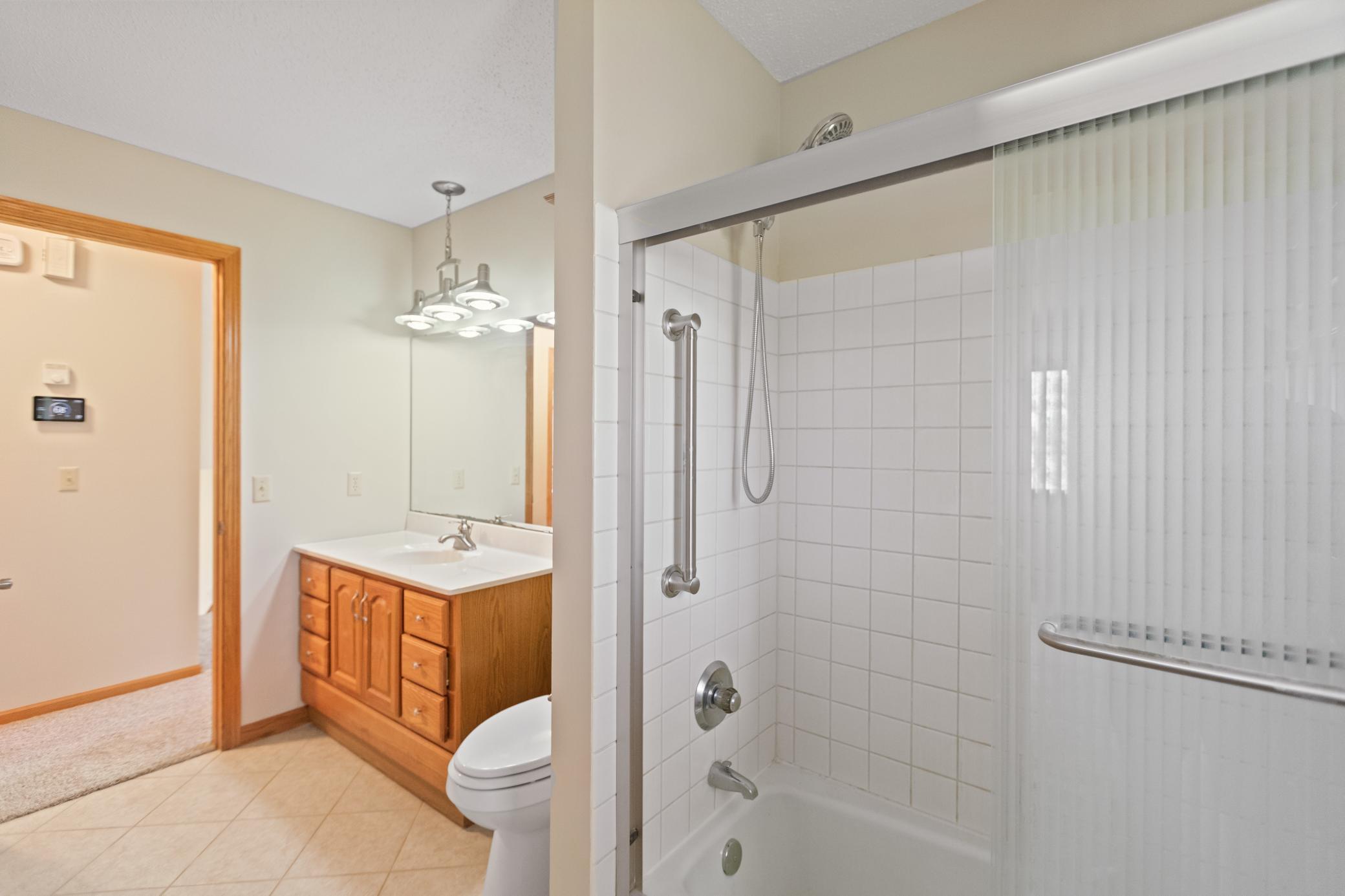 Full Bath, Upper level