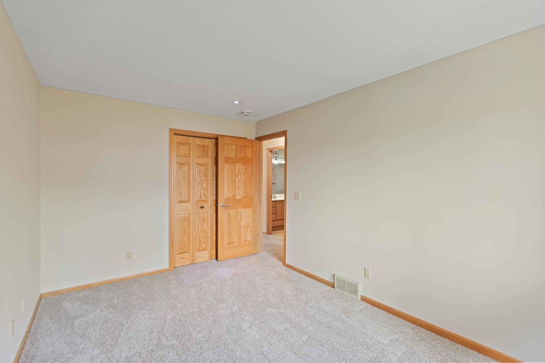 2nd Bedroom, Upper level