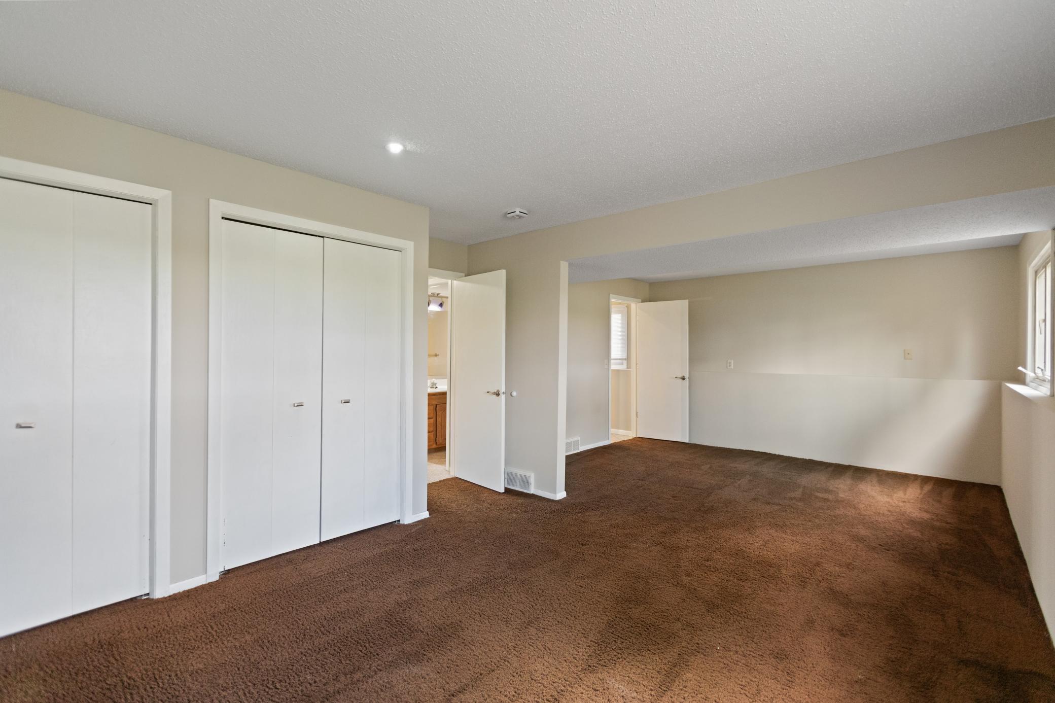 Bedroom, Lower level