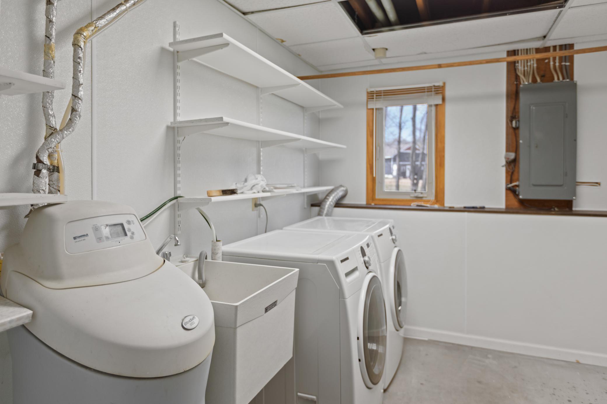 Laundry, Lower level