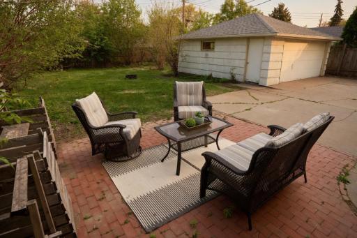 6211 Thomas Avenue S, Minneapolis, MN 55423