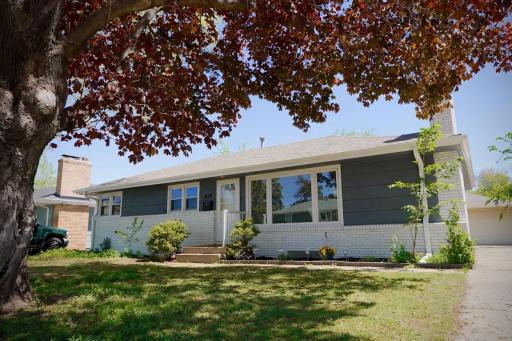 6211 Thomas Avenue S, Minneapolis, MN 55423