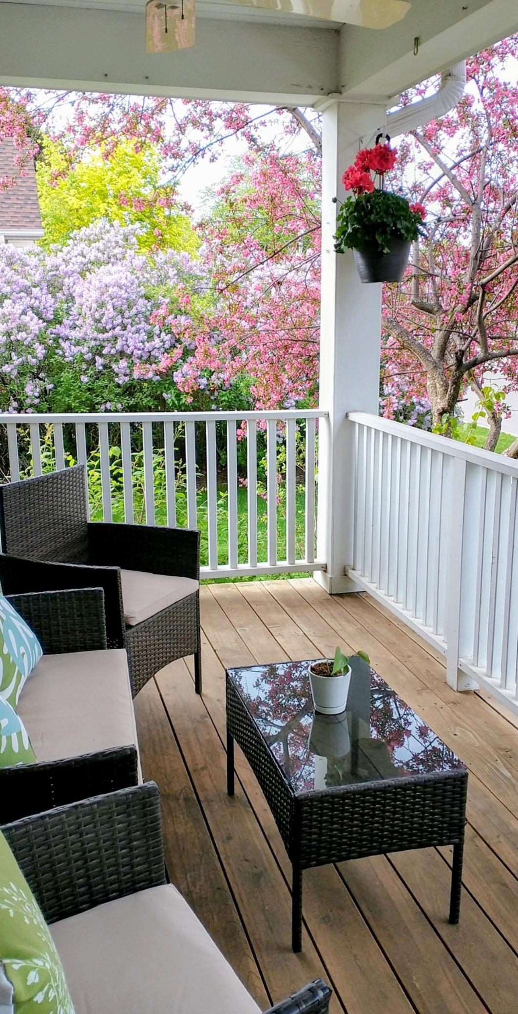 Beautiful Front Porch (Summer photos provided by seller.)