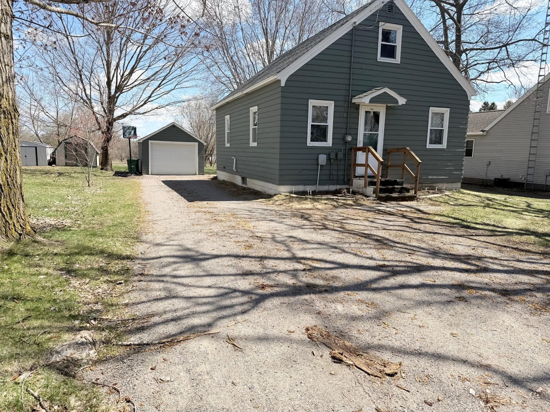 Front and Garage.jpg