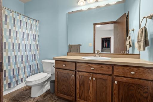 4745 48th Avenue S, Fargo, ND 58104