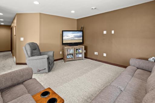 4745 48th Avenue S, Fargo, ND 58104