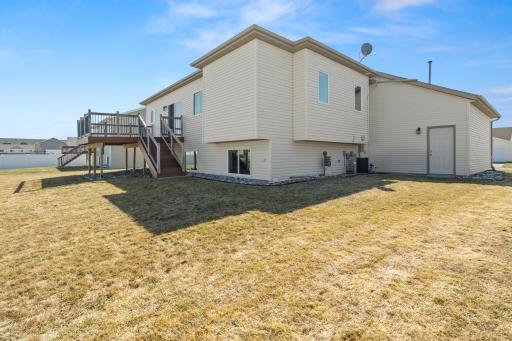 4745 48th Avenue S, Fargo, ND 58104