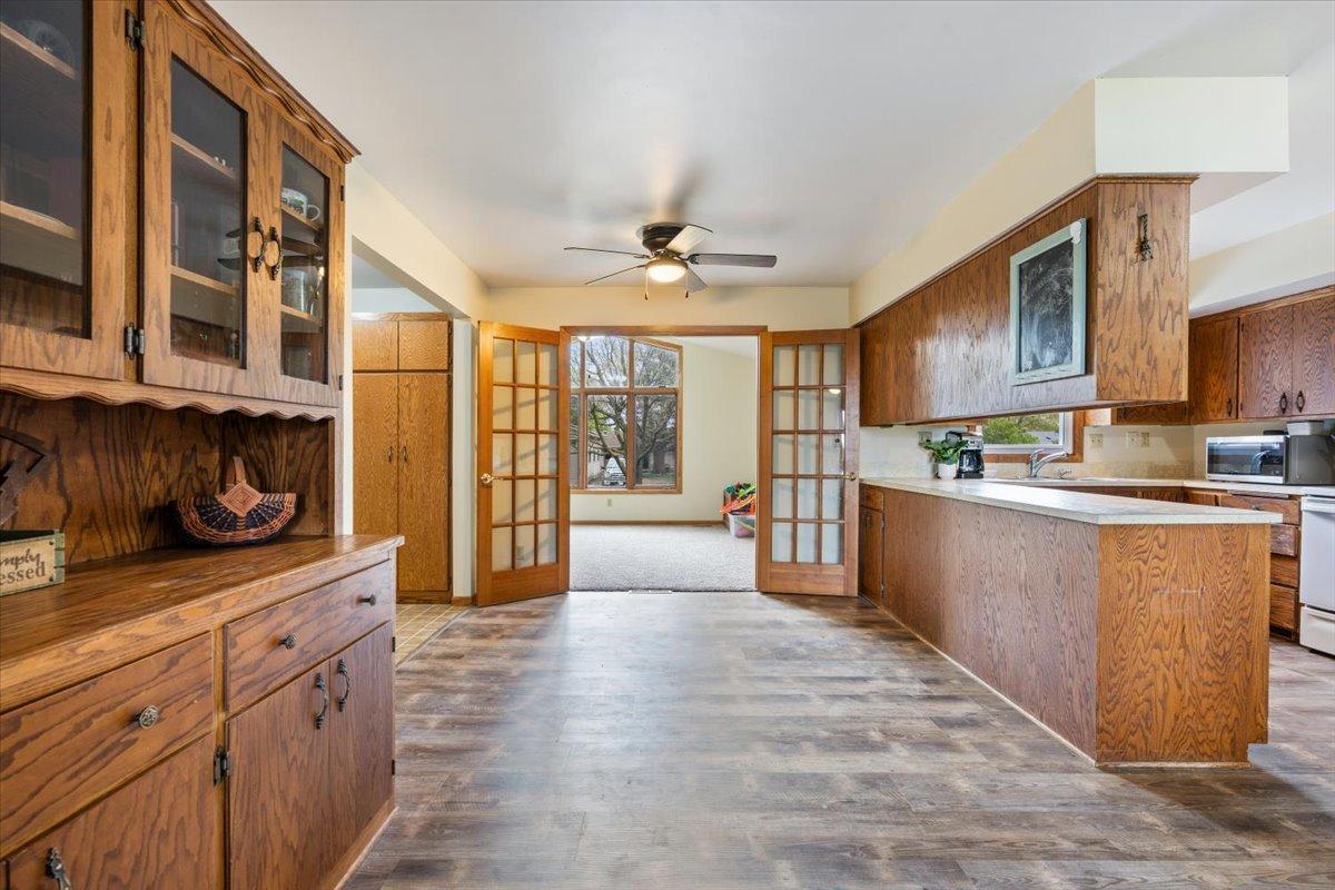 Informal dining option