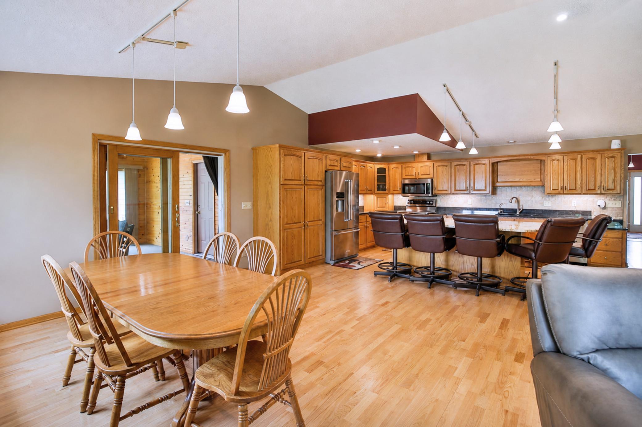 kitchen_dining