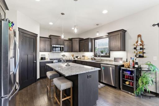 9686 Carbon Court, Inver Grove Heights, MN 55076