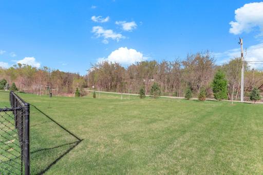 9686 Carbon Court, Inver Grove Heights, MN 55076