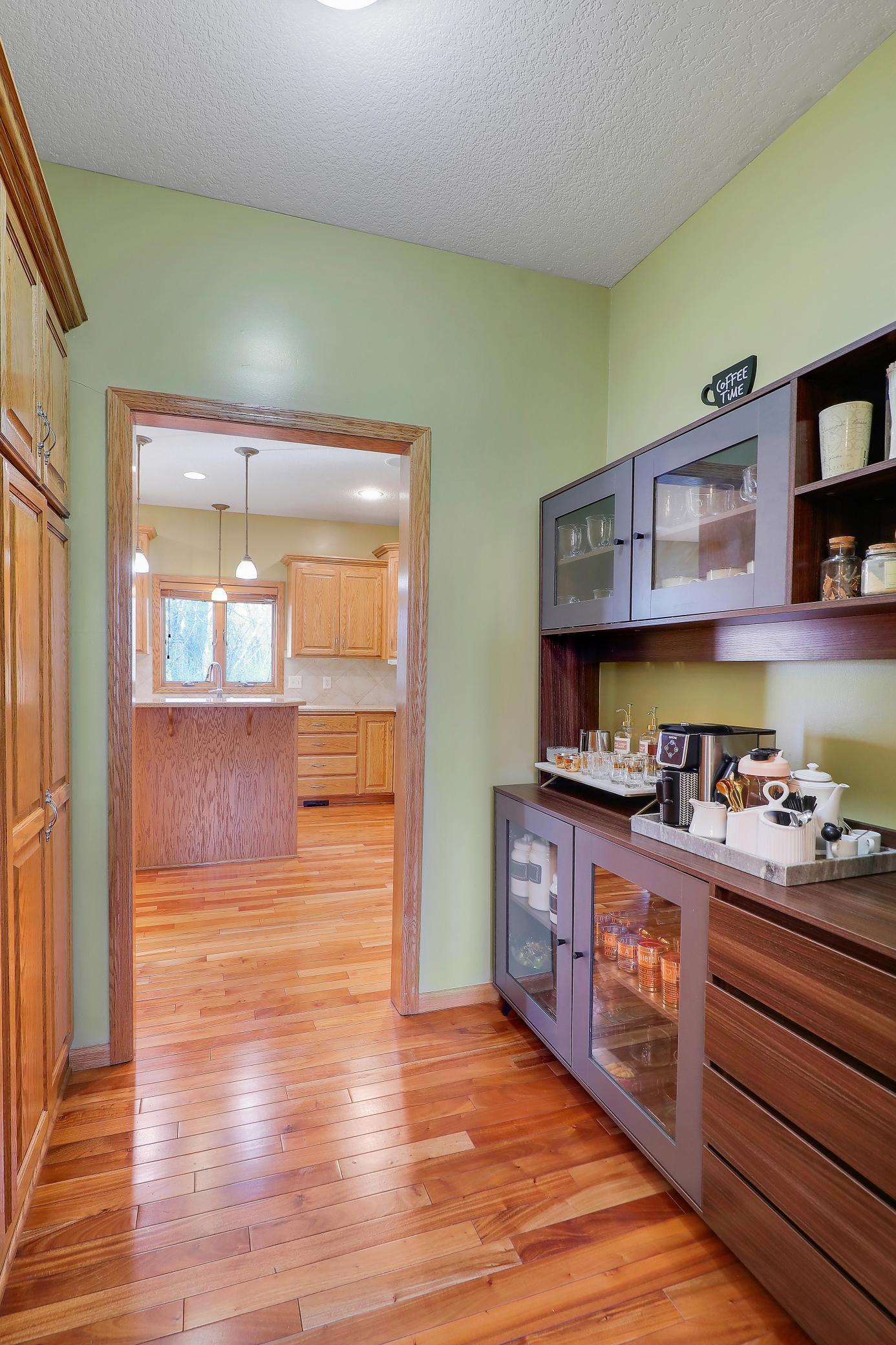 Hall/Pantry