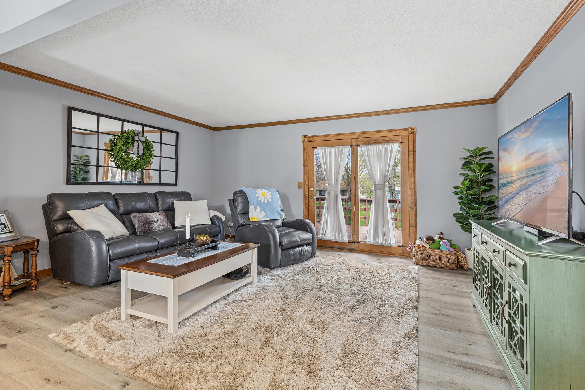 10203 Raven Street NW-3.jpg