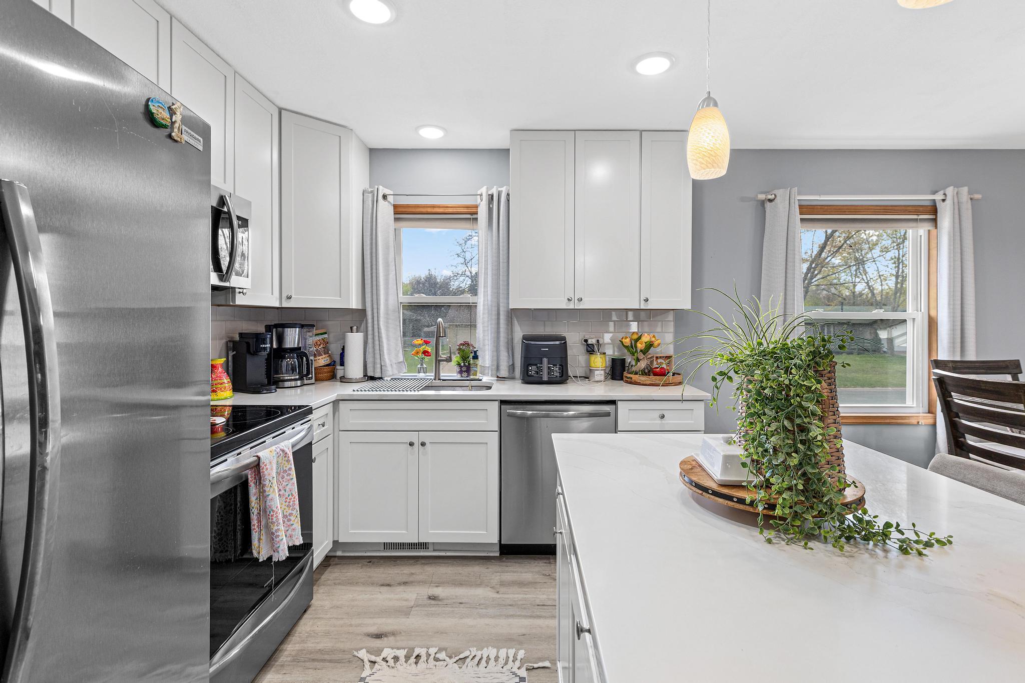 10203 Raven Street NW-10.jpg