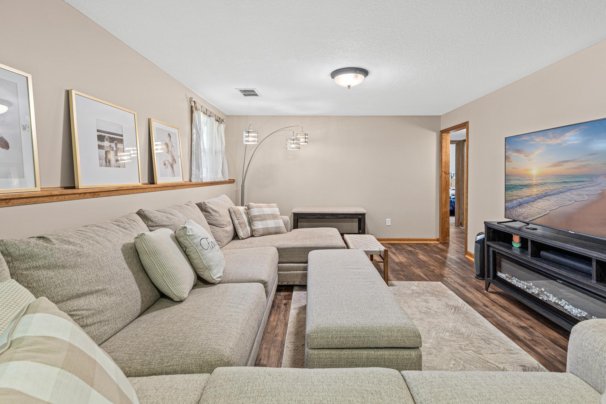 10203 Raven Street NW-13.jpg