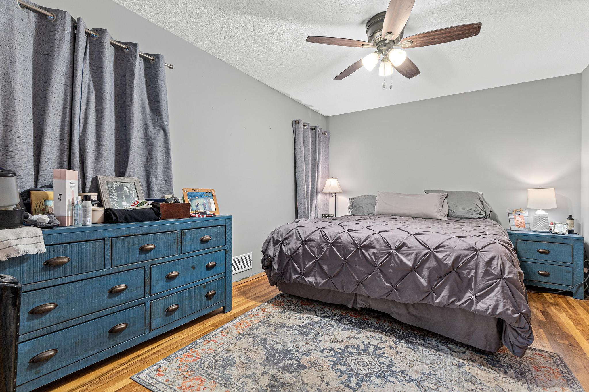 10203 Raven Street NW-21.jpg