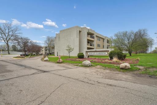 4110 Rahn Road, 115, Saint Paul, MN 55122
