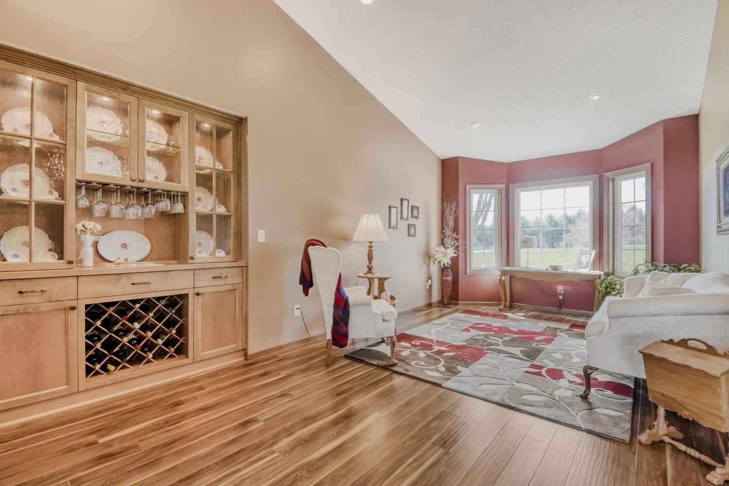 Formal dining room or living room. Use as you prefer.