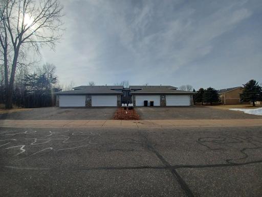 38xxx Oakview Ave, North Branch, MN 55056