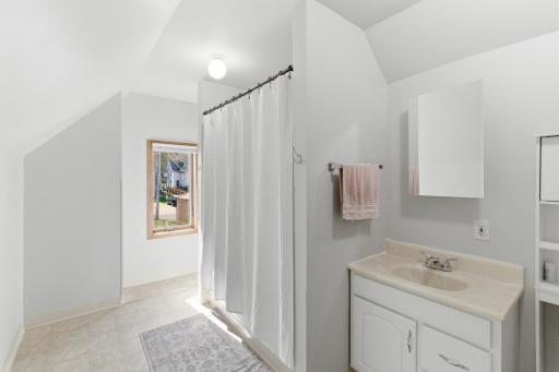 315 N Broad Street, Mankato, MN 56001