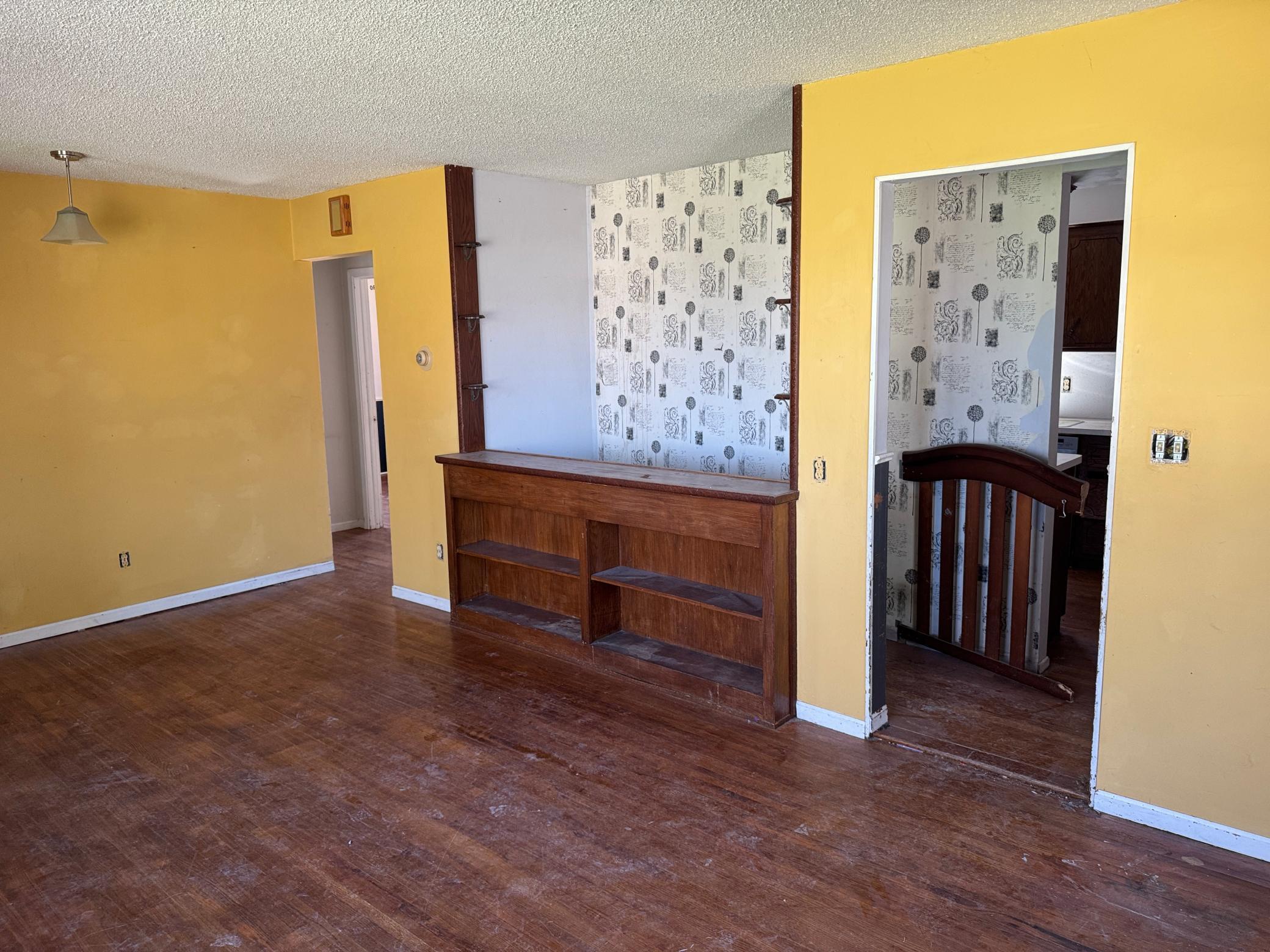 ADDITIONAL Photos - Living room