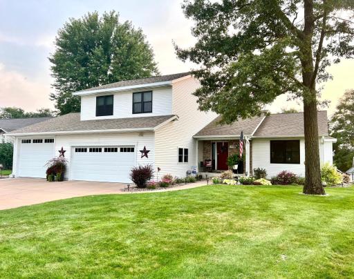 1932 Mark Lane, Eau Claire, WI 54703
