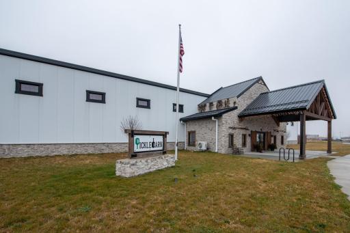 90 Power Drive, Mankato, MN 56001