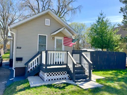 802 Valley Avenue, Albert Lea, MN 56007