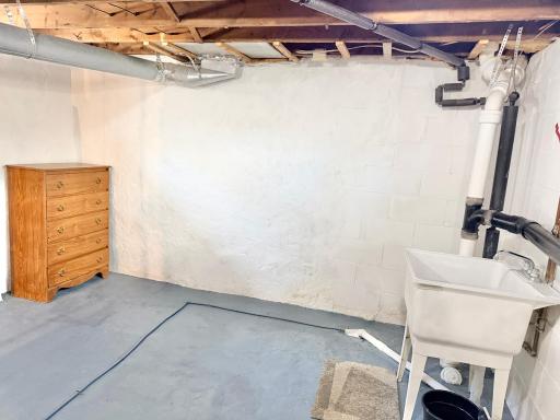 802 Valley Avenue, Albert Lea, MN 56007