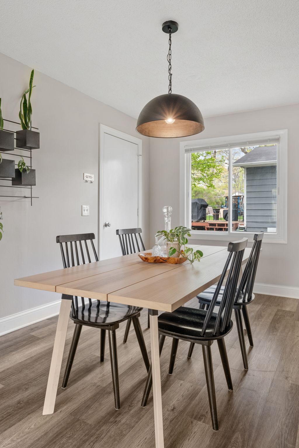 23-web-or-mls-2193 Cedar Ln-23.jpg