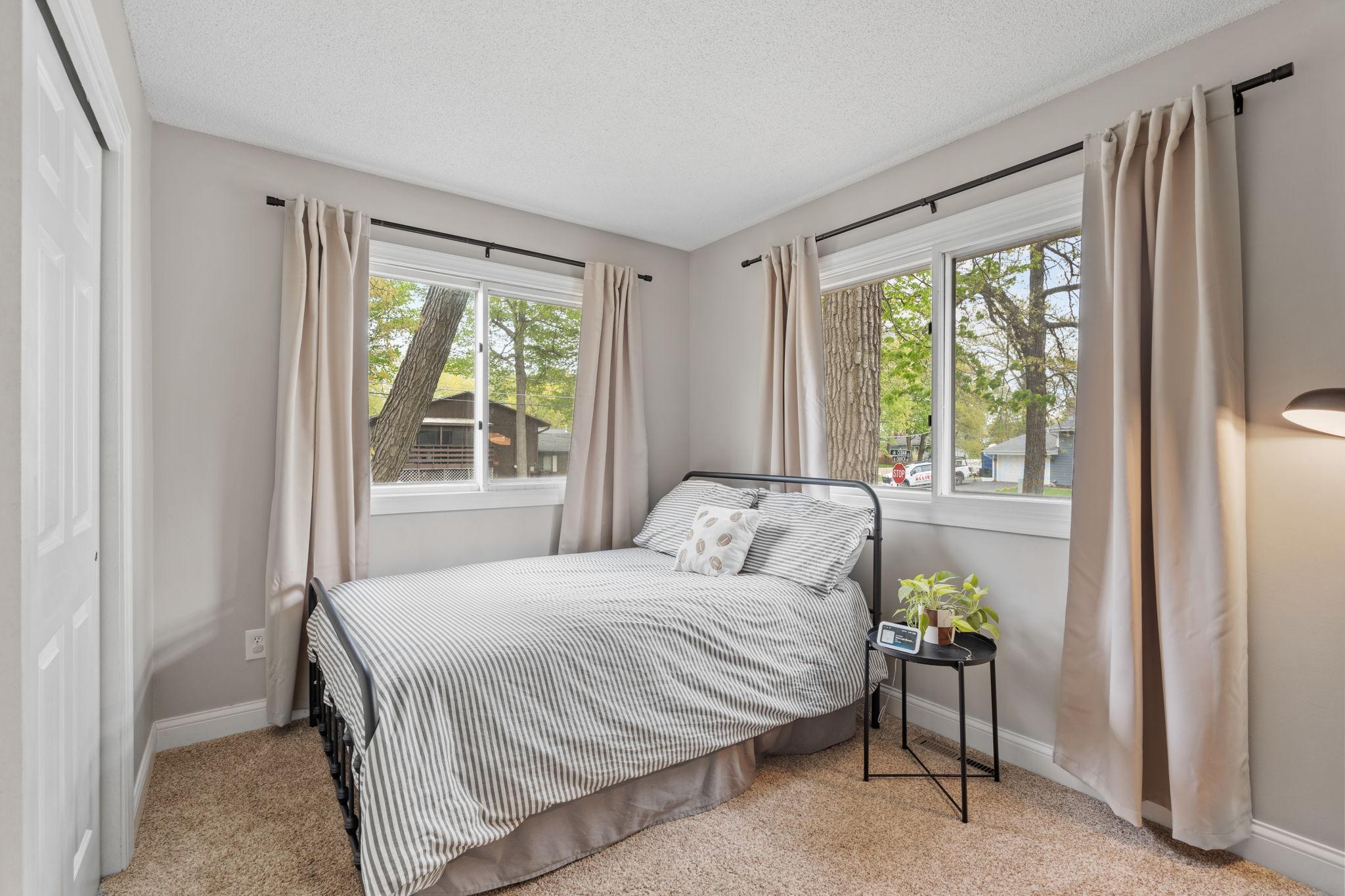 32-web-or-mls-2193 Cedar Ln-32.jpg