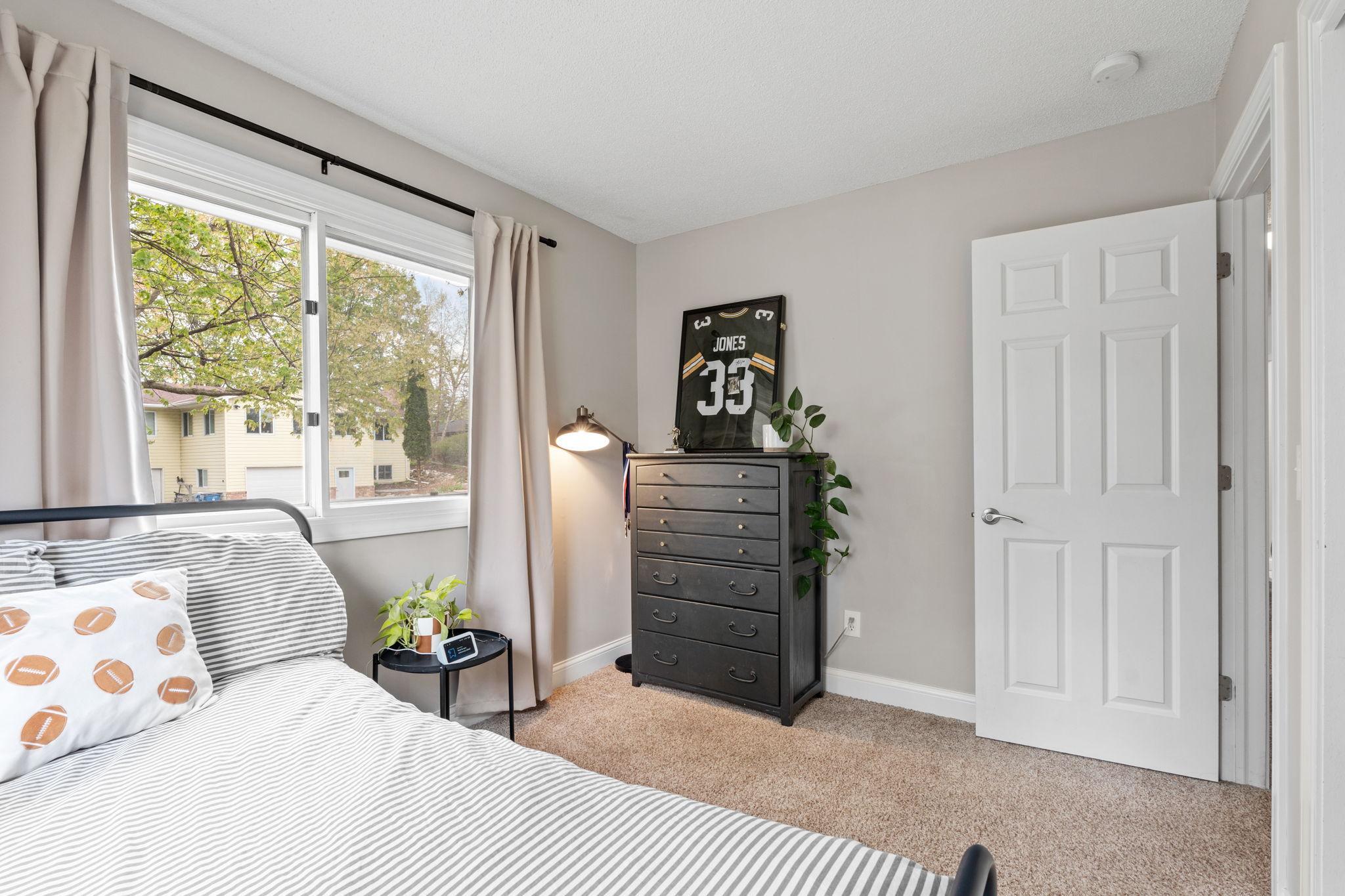 33-web-or-mls-2193 Cedar Ln-33.jpg
