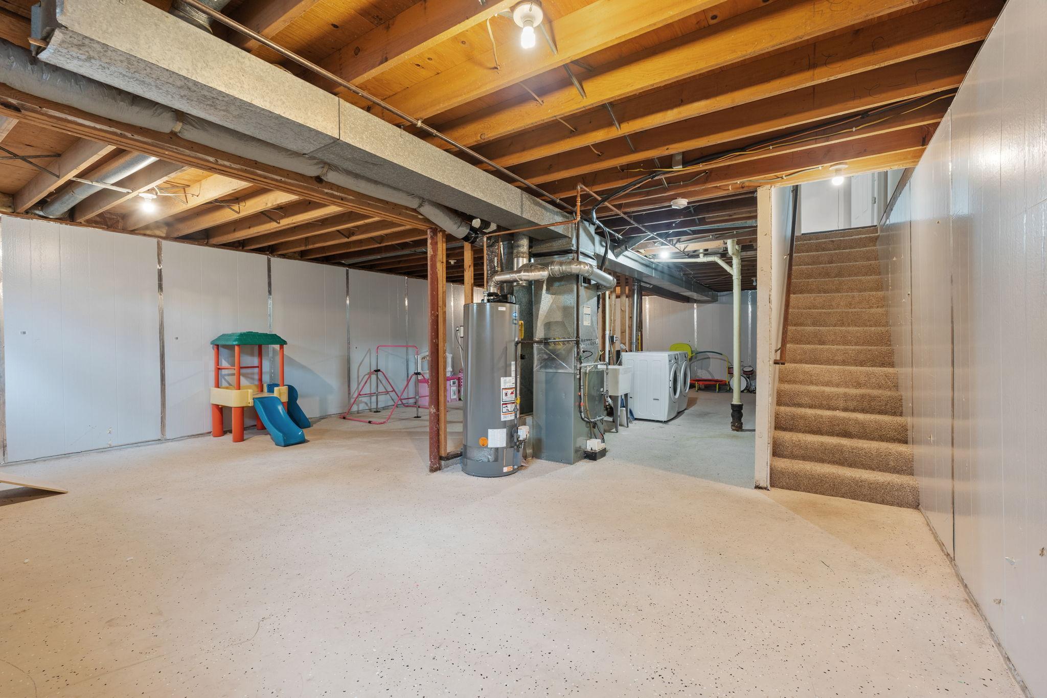 39-web-or-mls-2193 Cedar Ln-39.jpg