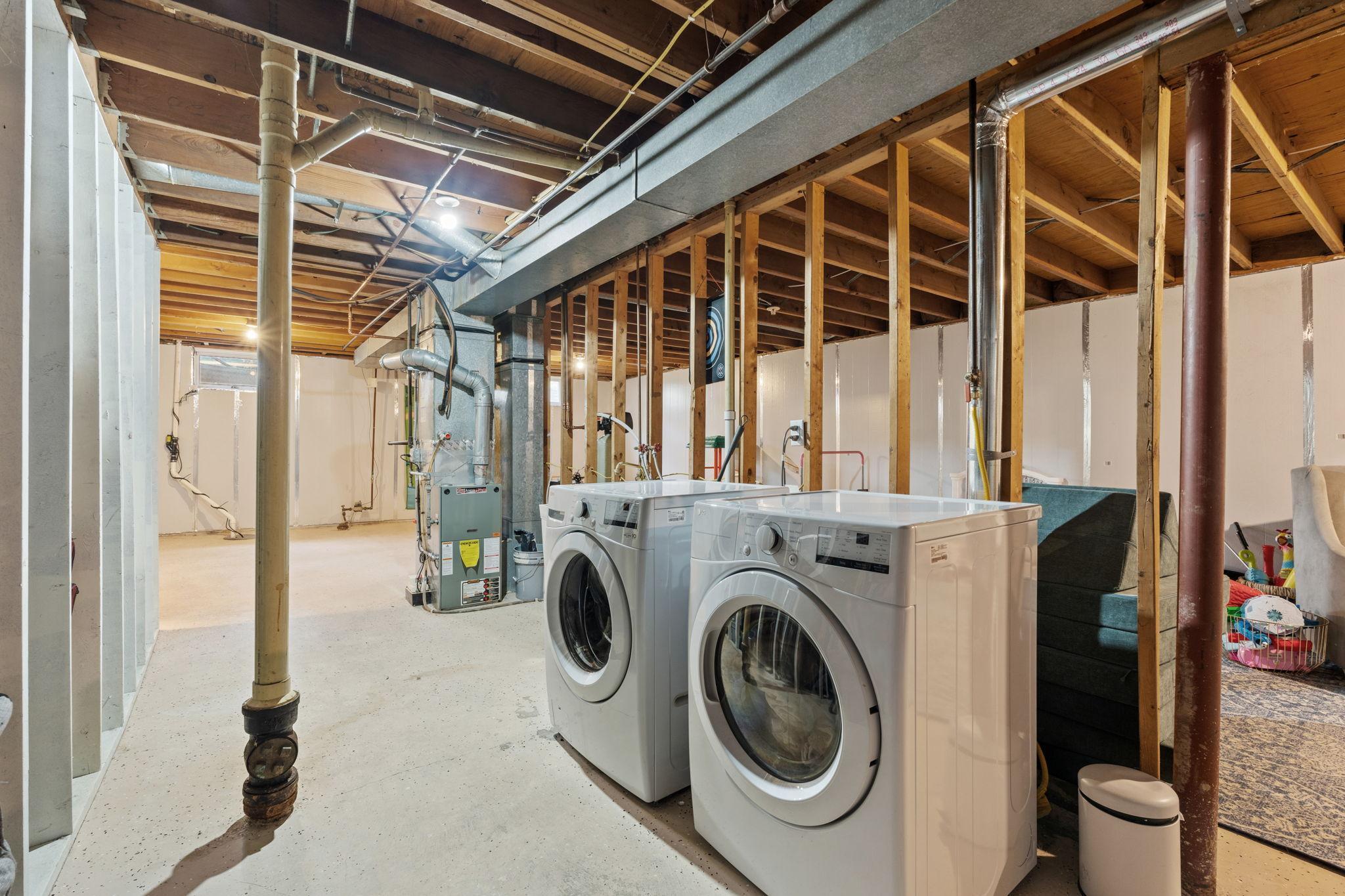 43-web-or-mls-2193 Cedar Ln-43.jpg