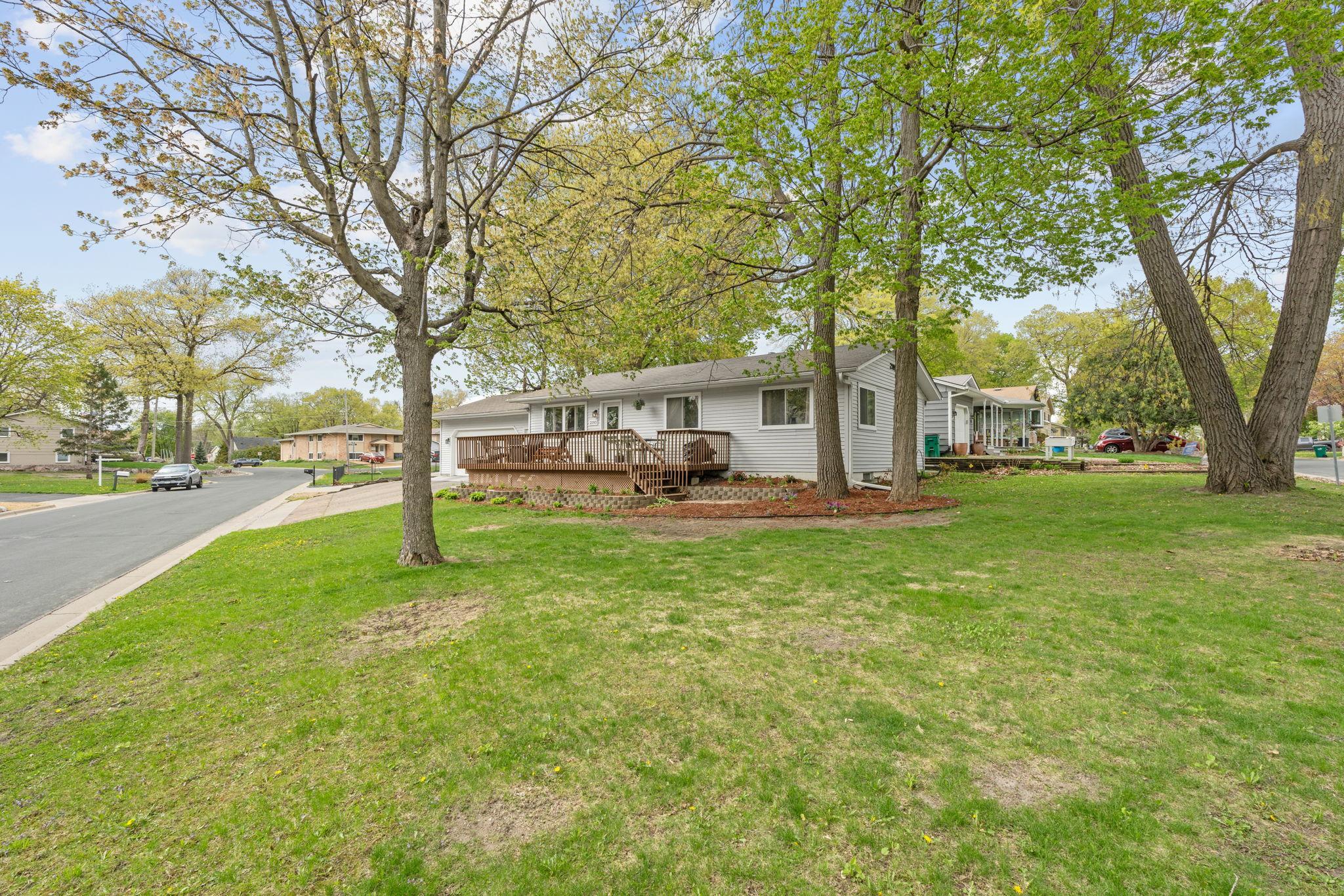 3-web-or-mls-2193 Cedar Ln-3.jpg