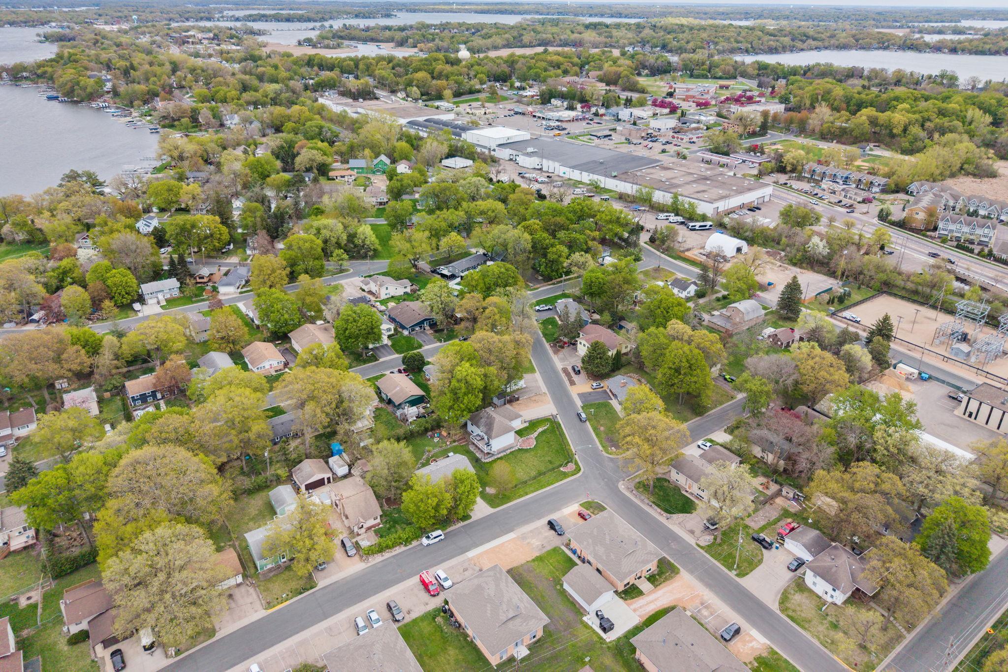 17-web-or-mls-2193 Cedar Ln-17.jpg