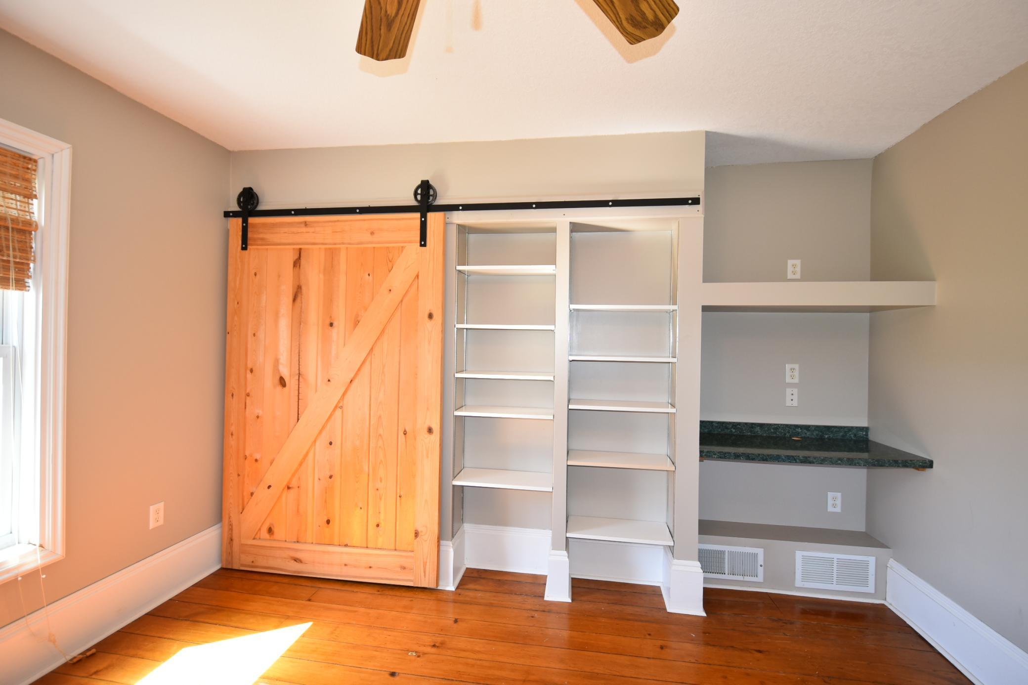 2nd bedroom-built in storage