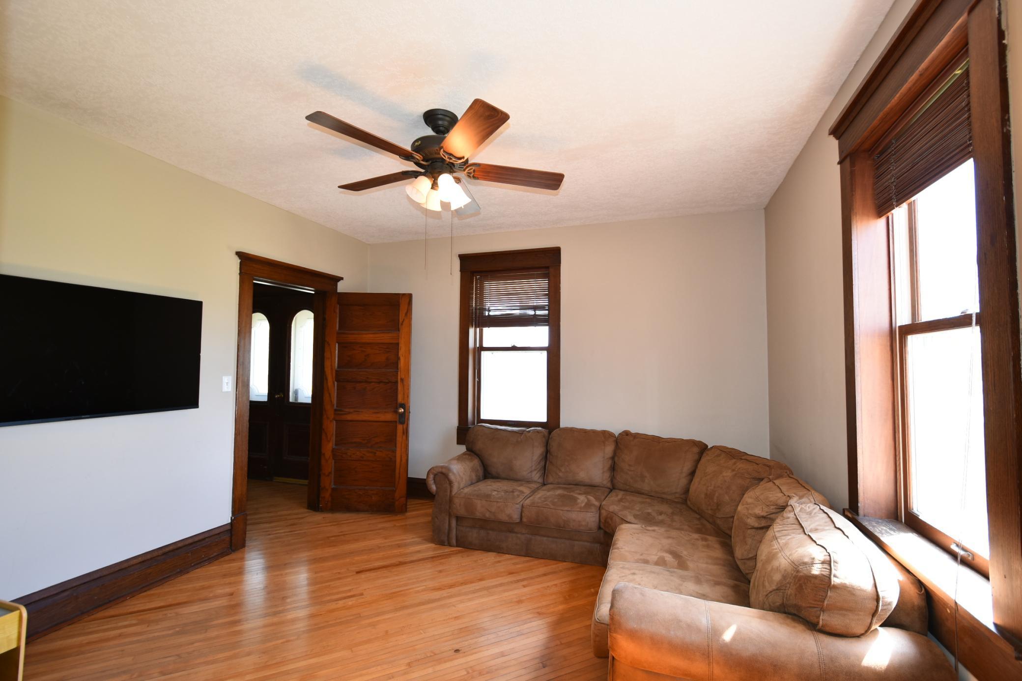 family room-main levle