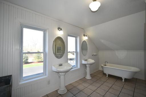 1545 Highway 60 Boulevard, Kenyon, MN 55946