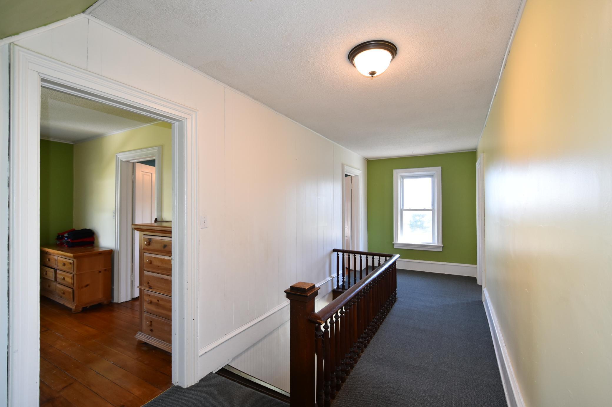 2nd story hallway/stairwell