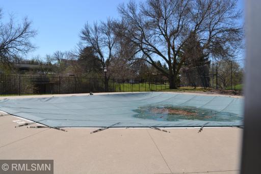 5697 Green Circle Drive, 315, Hopkins, MN 55343