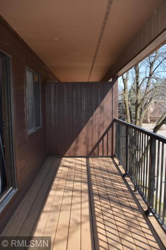 5697 Green Circle Drive, 315, Hopkins, MN 55343