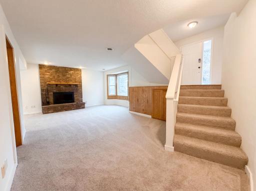 6475 Grandview Drive, Eden Prairie, MN 55346