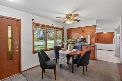 25791 Dodd Boulevard, Lakeville, MN 55044