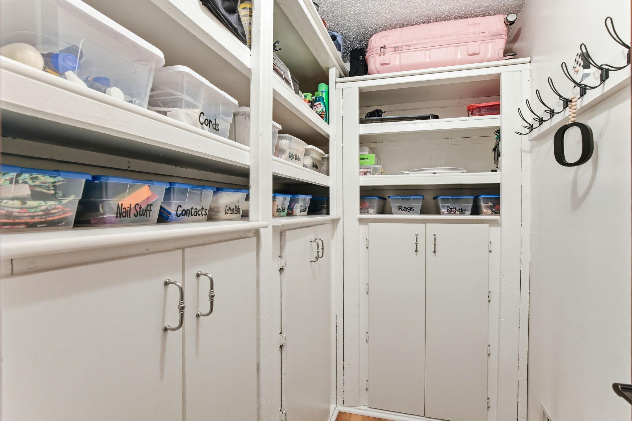 Second bedroom closet is an organizers dream!!